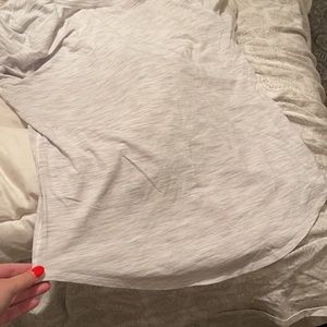 Lululemon tee